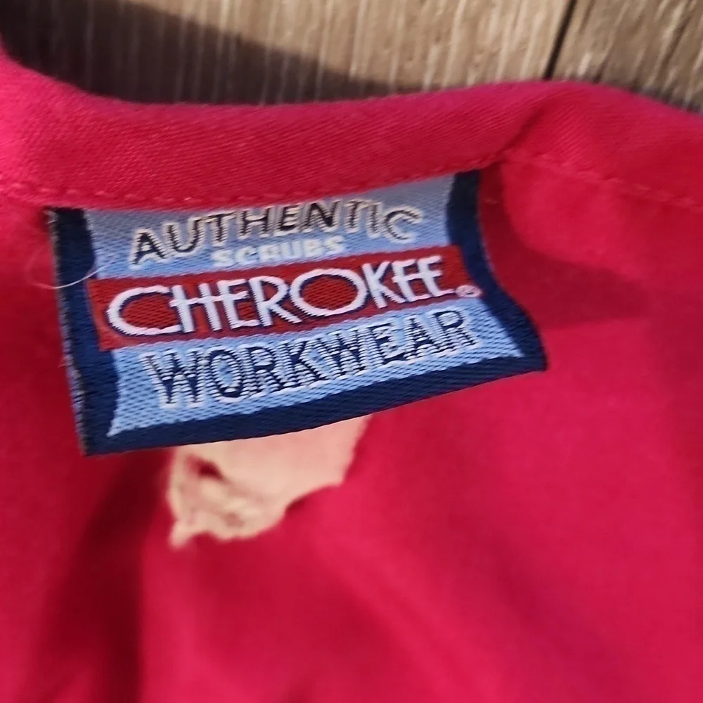Cherokee Scrub Top - Picture 3 of 4